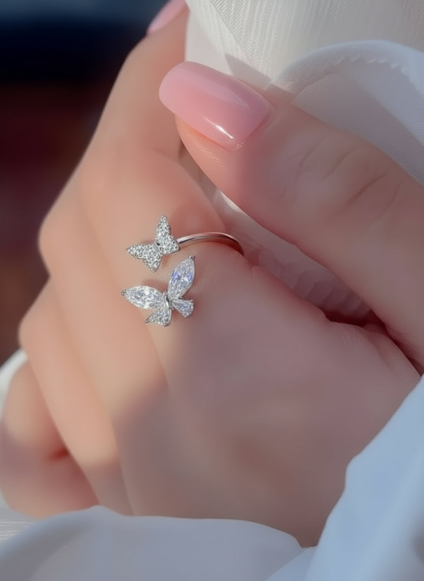 vlinder ring met diamantjes koper en zilverkleur