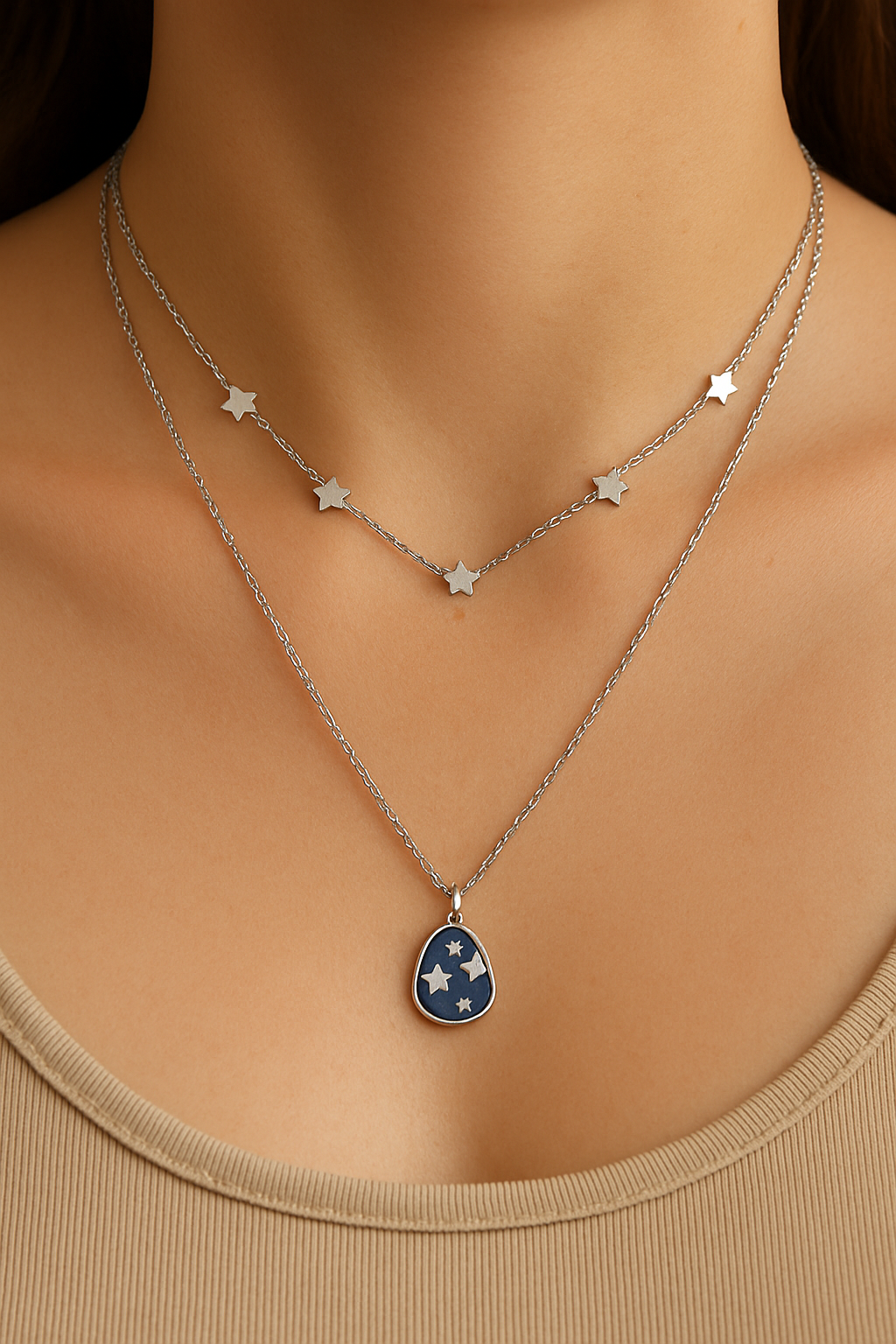 Ketting met Gekleurde Diamantjes & Ovaal hanger