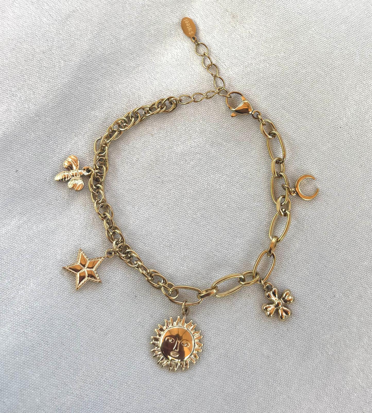 Luxe Bedelarmband met bedeltjes verstelbare sluiting 