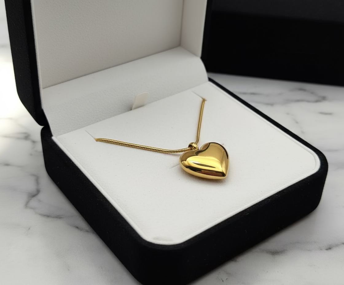 goudkleurige ketting met hart hanger-RK Sieraden