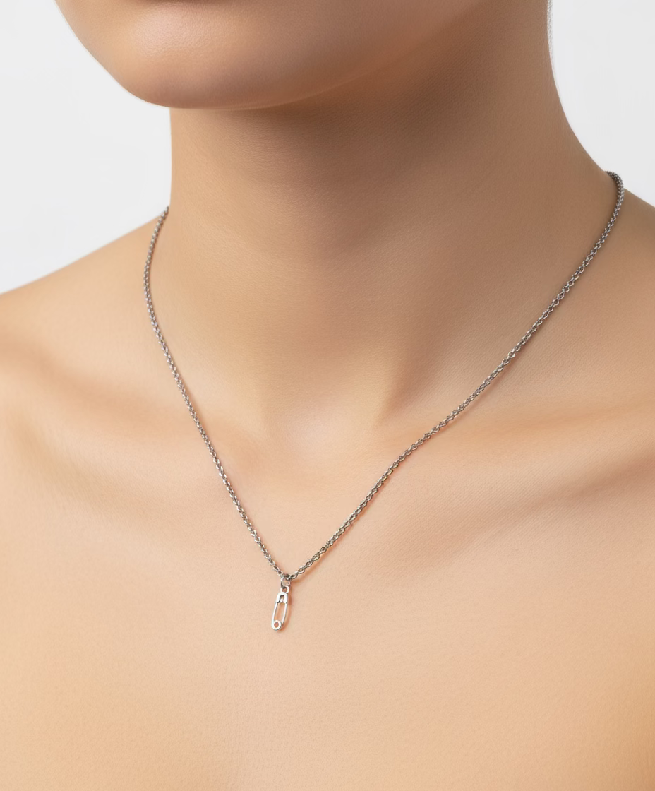 zilverkleurige ketting met veiligheidsspeld hanger-RK Sieraden