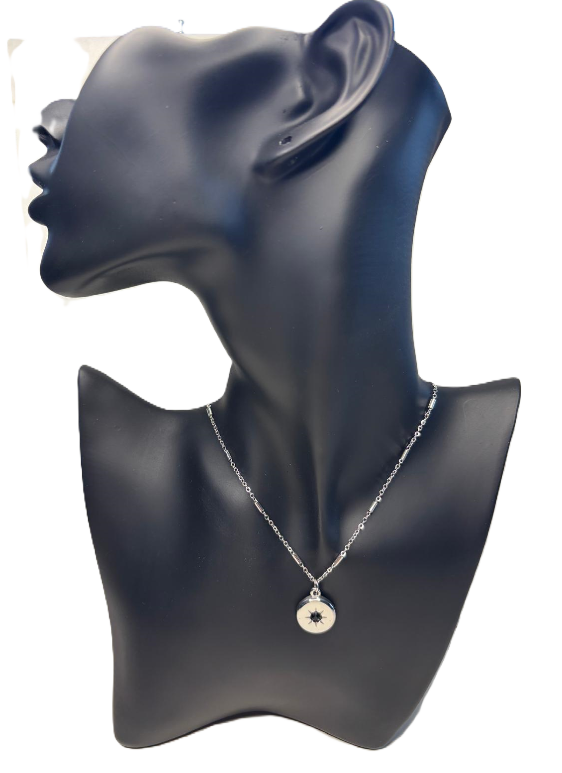 Zilverkleurige ketting met hanger 