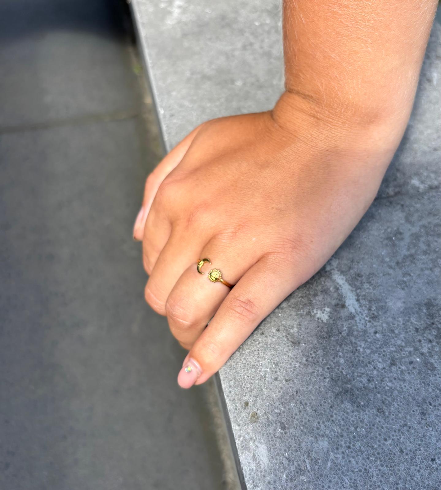Moon/Sun Ring Goud