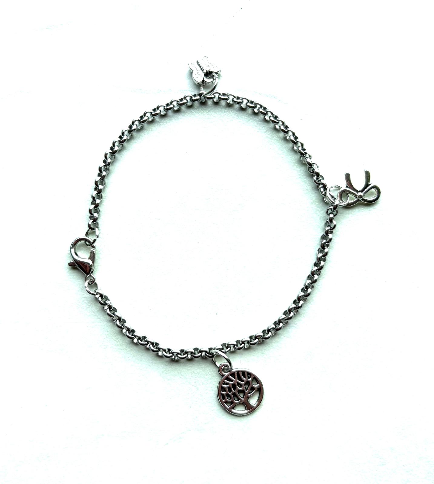 Zilverkleurige Armband 18cm met 3 Bedeltjes - Charm Sieraden
